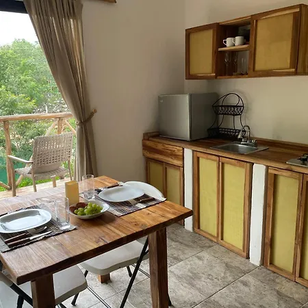 Cenote Escondido Cabanas Y Camping